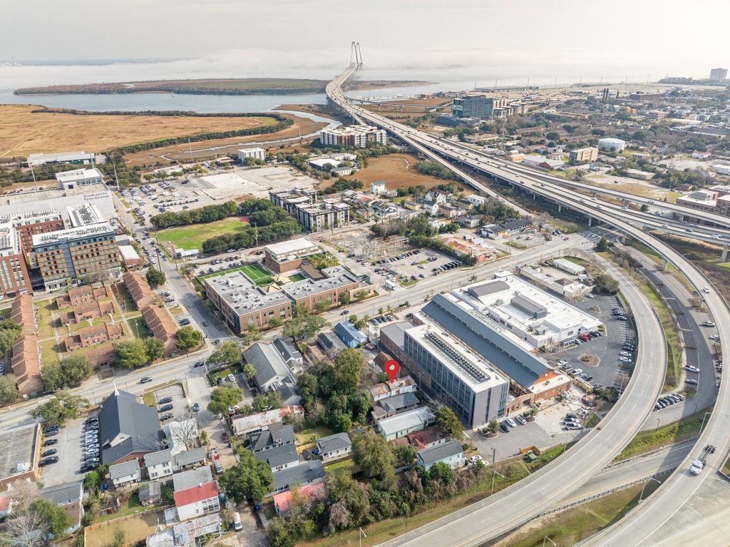 Photo of 6 Poinsett Street, Charleston, SC 29403 (MLS # 26000404)