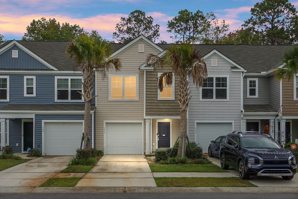 Photo of 171 Rosefield Court, Summerville, SC 29485 (MLS # 25027857)