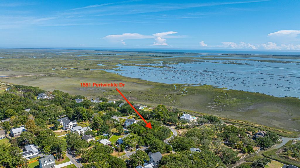 Photo of 1551 Periwinkle Drive, Mount Pleasant, SC 29466 (MLS # 25026316)
