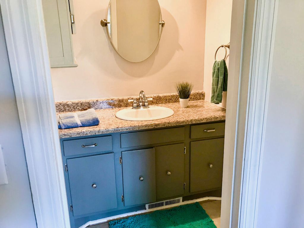 1056 Yeamans Hall Road, Hanahan, SC Single Family Home Property Listing