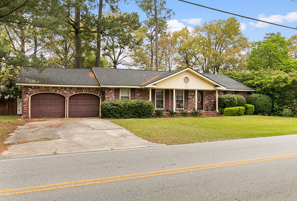 1056 Yeamans Hall Road, Hanahan, SC Single Family Home Property Listing
