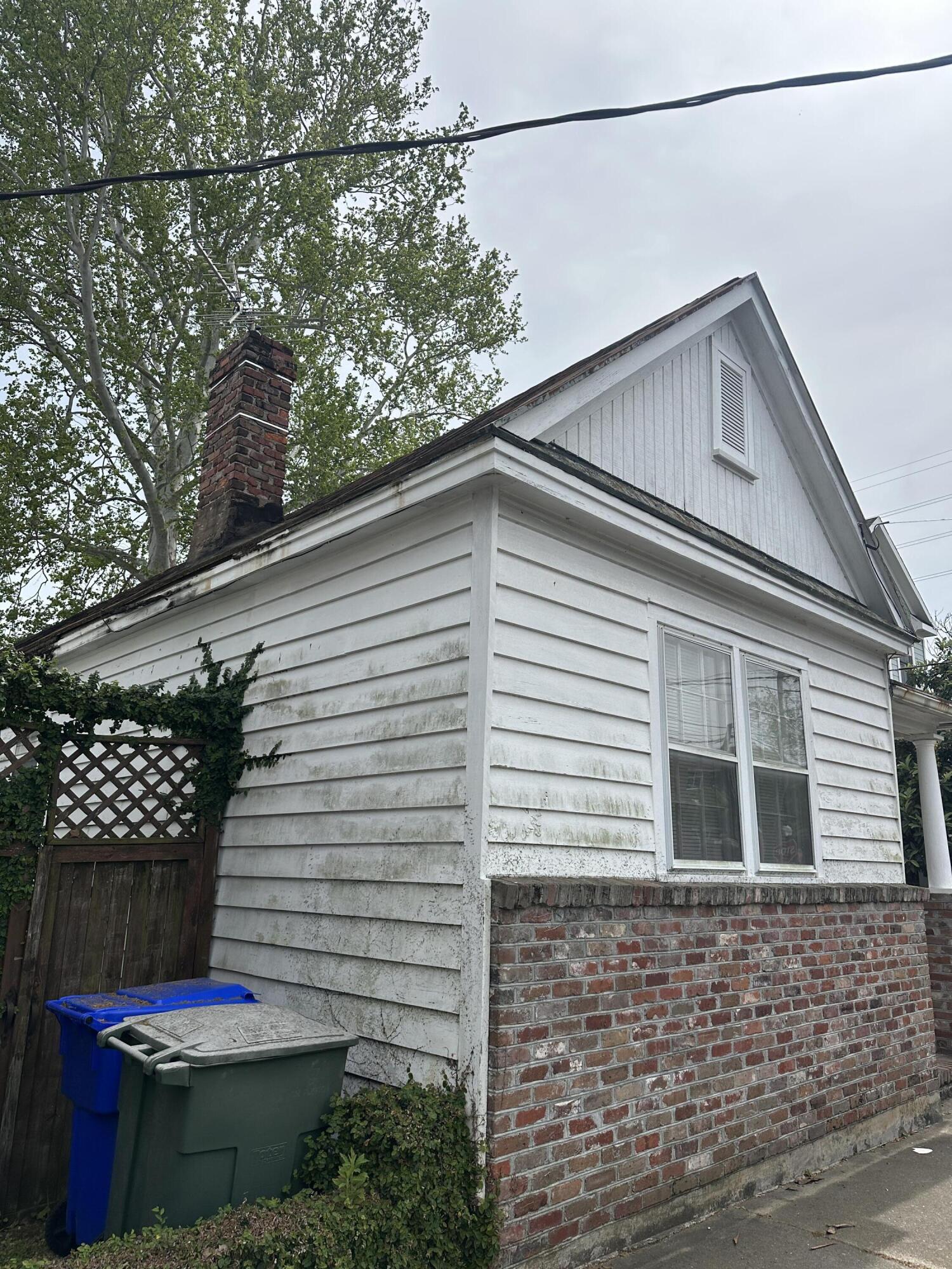 227 Fishburne Street