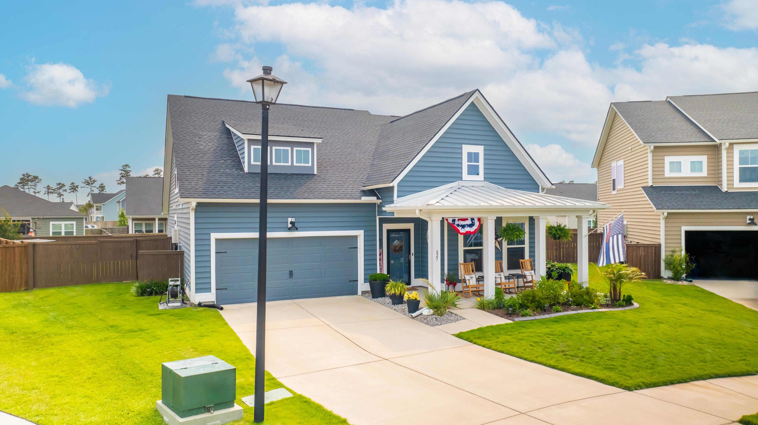 627 Macintyre Circle