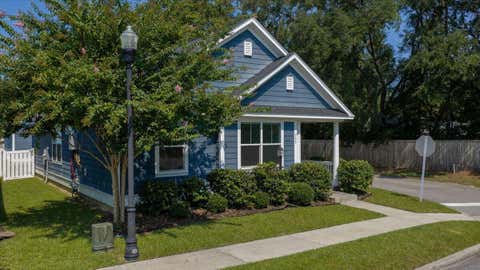 Photo of 133 Angelica Avenue, Summerville, SC 29483 (MLS # 26021863)