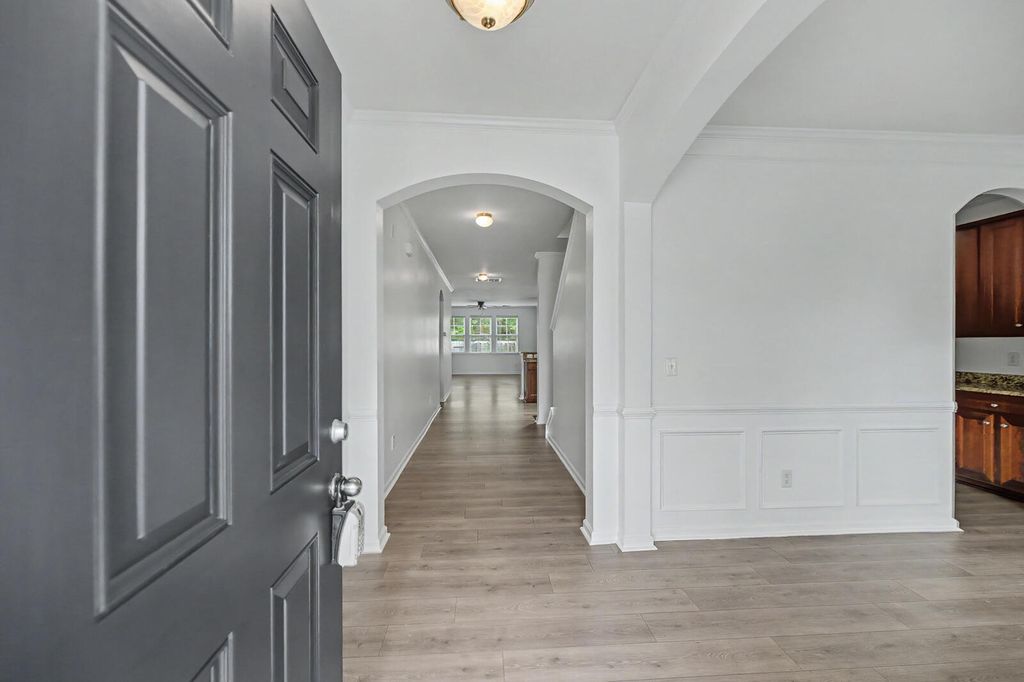 Photo of 106 Swiftwater Way, Summerville, SC 29486 (MLS # 26010030)