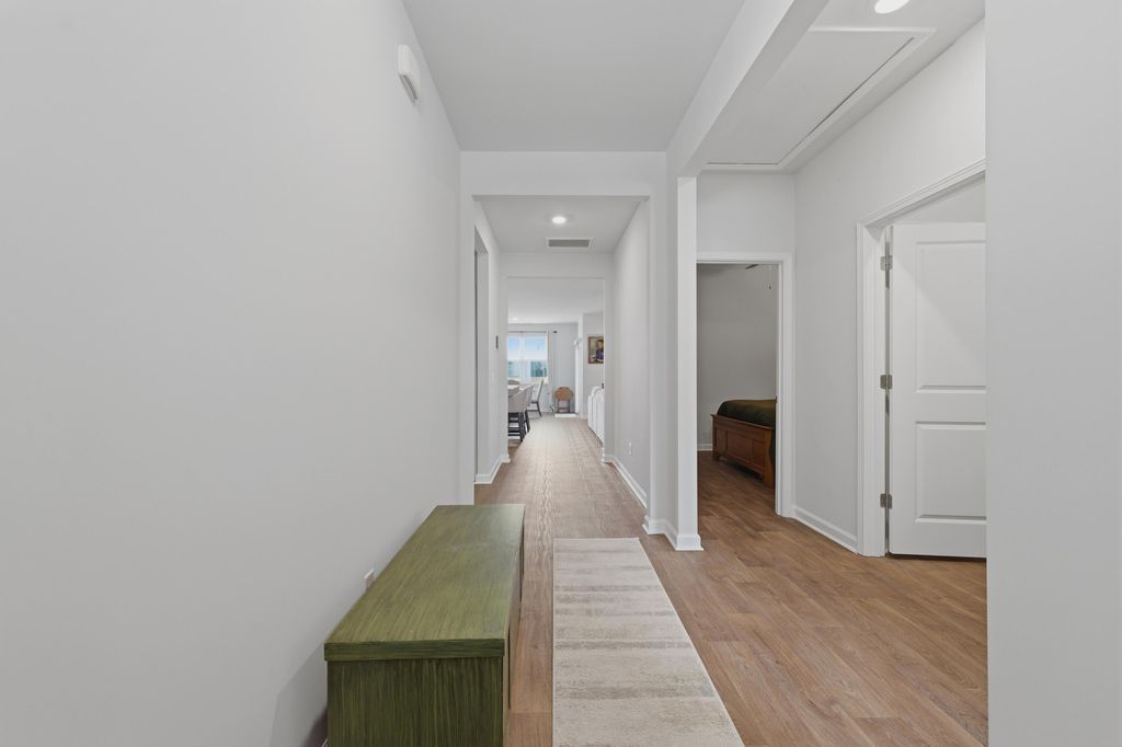 Photo of 140 Lagoona Drive, Summerville, SC 29483 (MLS # 26010638)