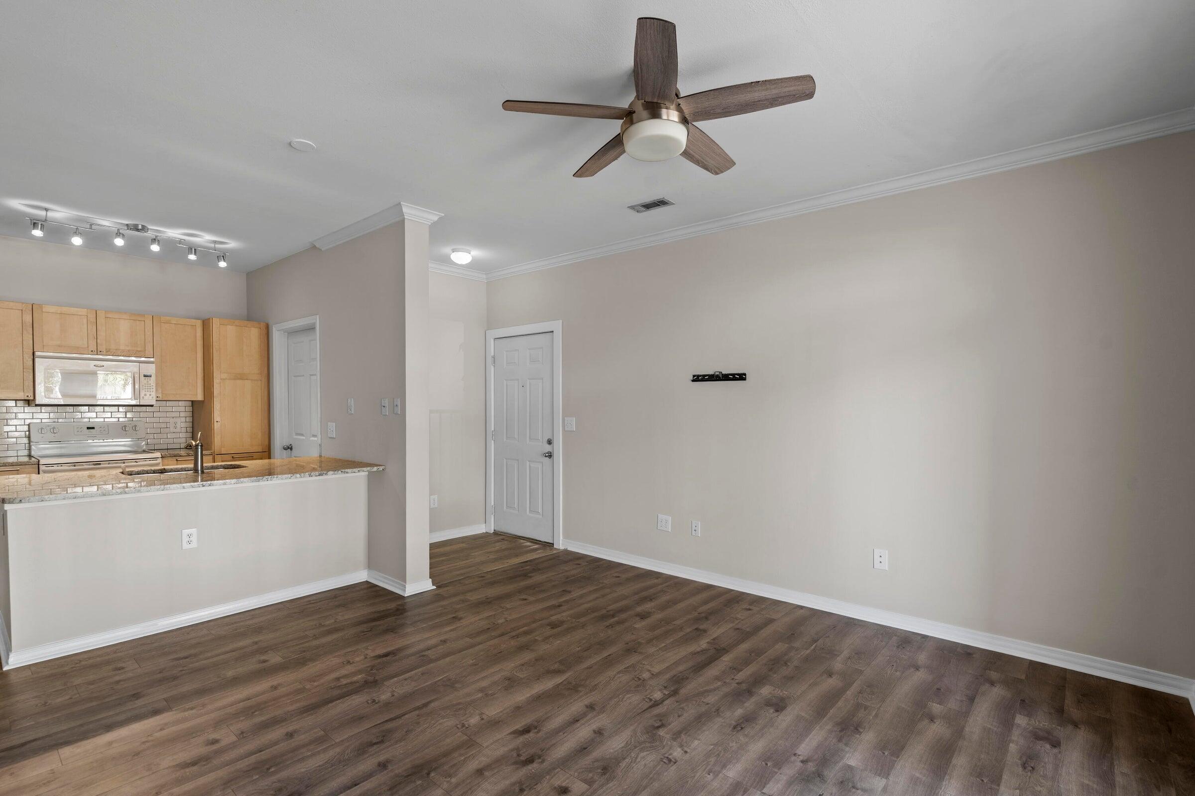 130 River Landing Drive 3216