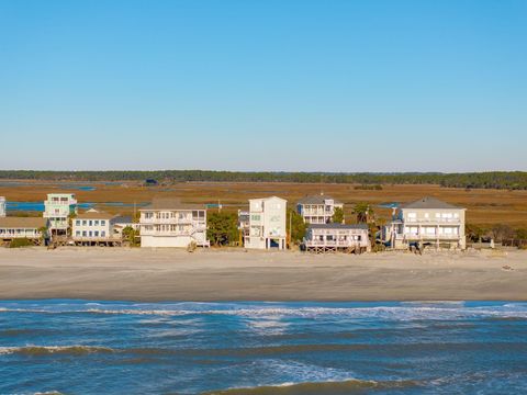 A home in Folly Beach