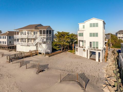 A home in Folly Beach