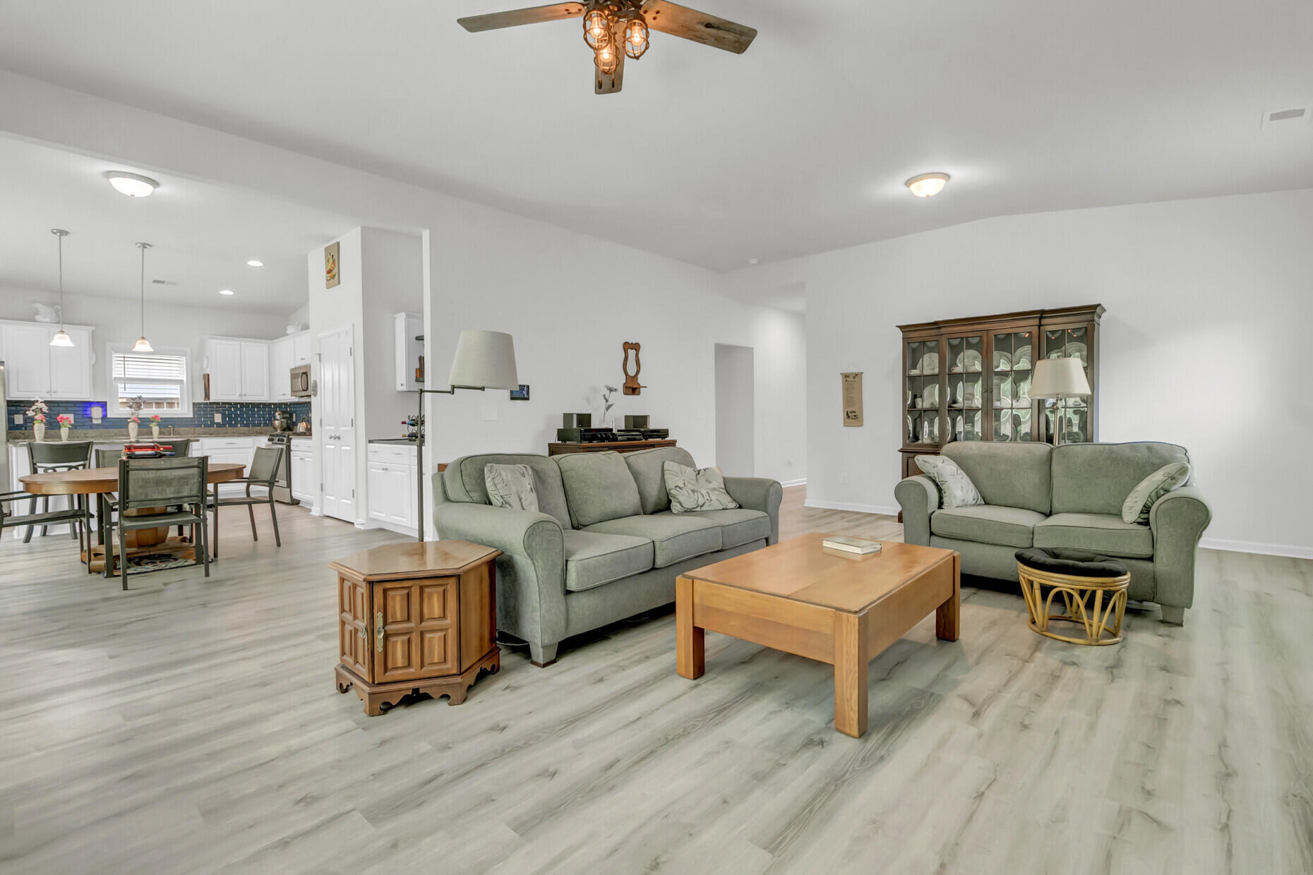 105 Clydesdale Circle
