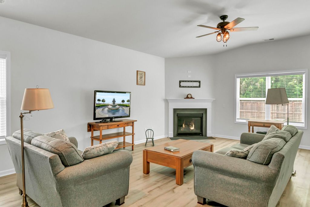 Photo of 105 Clydesdale Circle, Summerville, SC 29486 (MLS # 26019715)