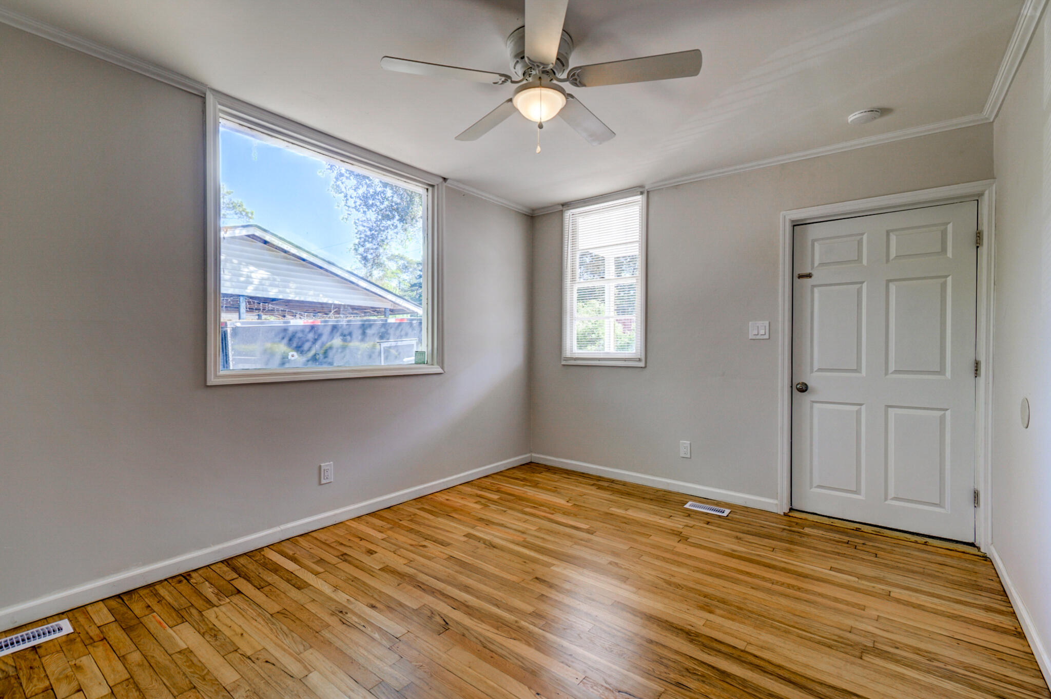 5877 Kirkwood Avenue