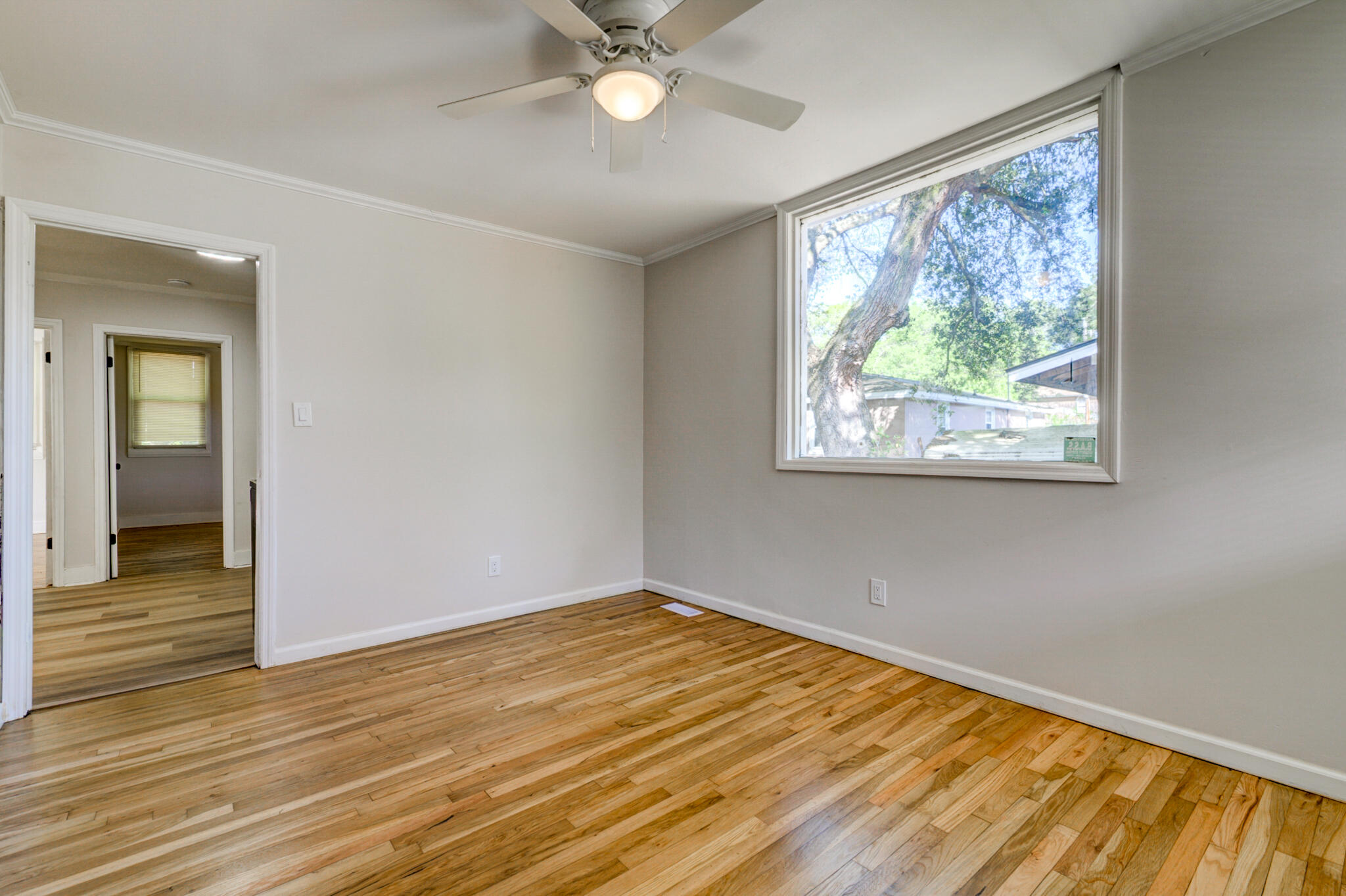 5877 Kirkwood Avenue