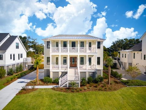 Photo of 1470 Tomato Farm Circle, Mount Pleasant, SC 29464 (MLS # 25020531) Photo of 1470 Tomato Farm Circle, Mount Pleasant, SC 29464 (MLS # 25020531)