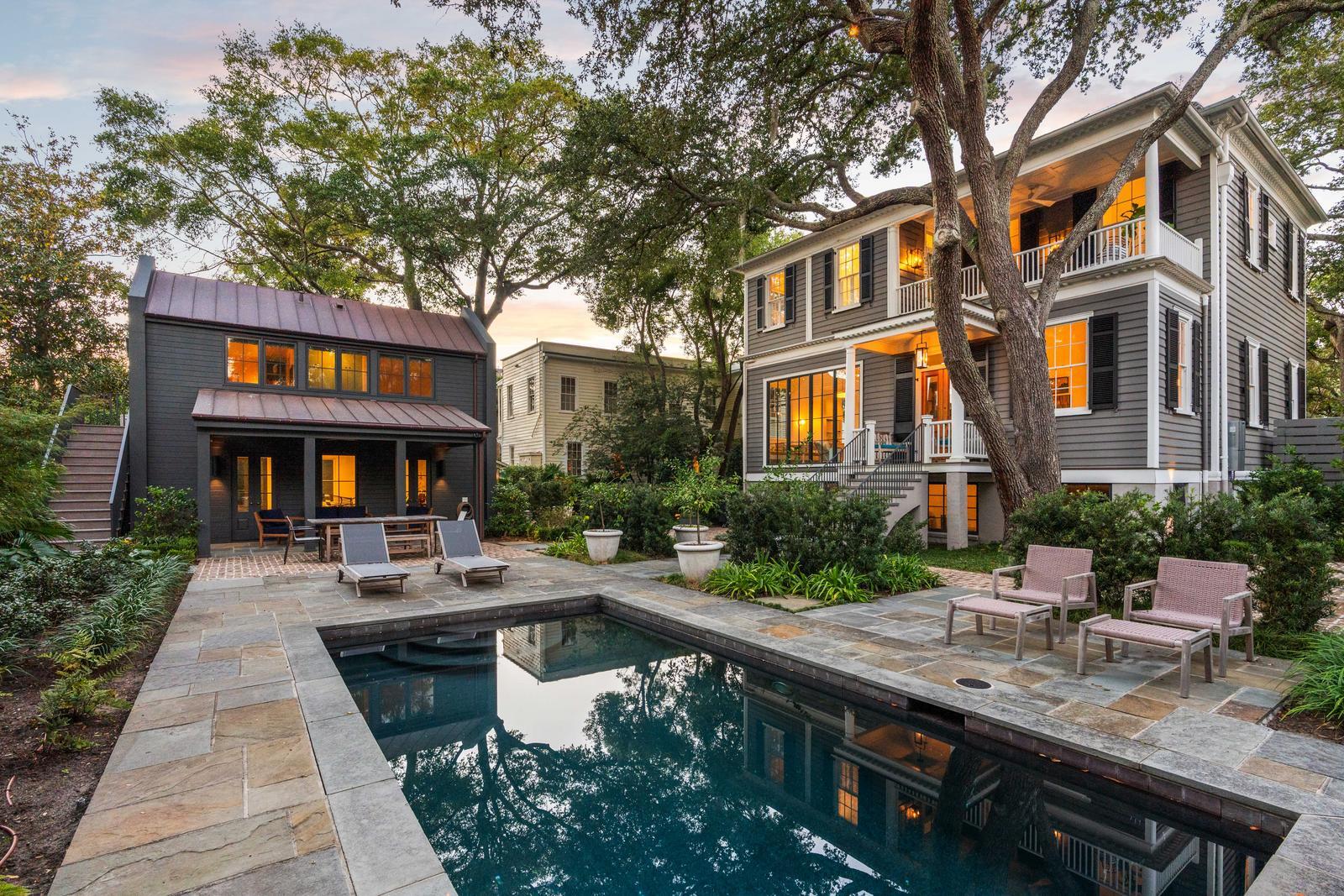 169 Wentworth Street