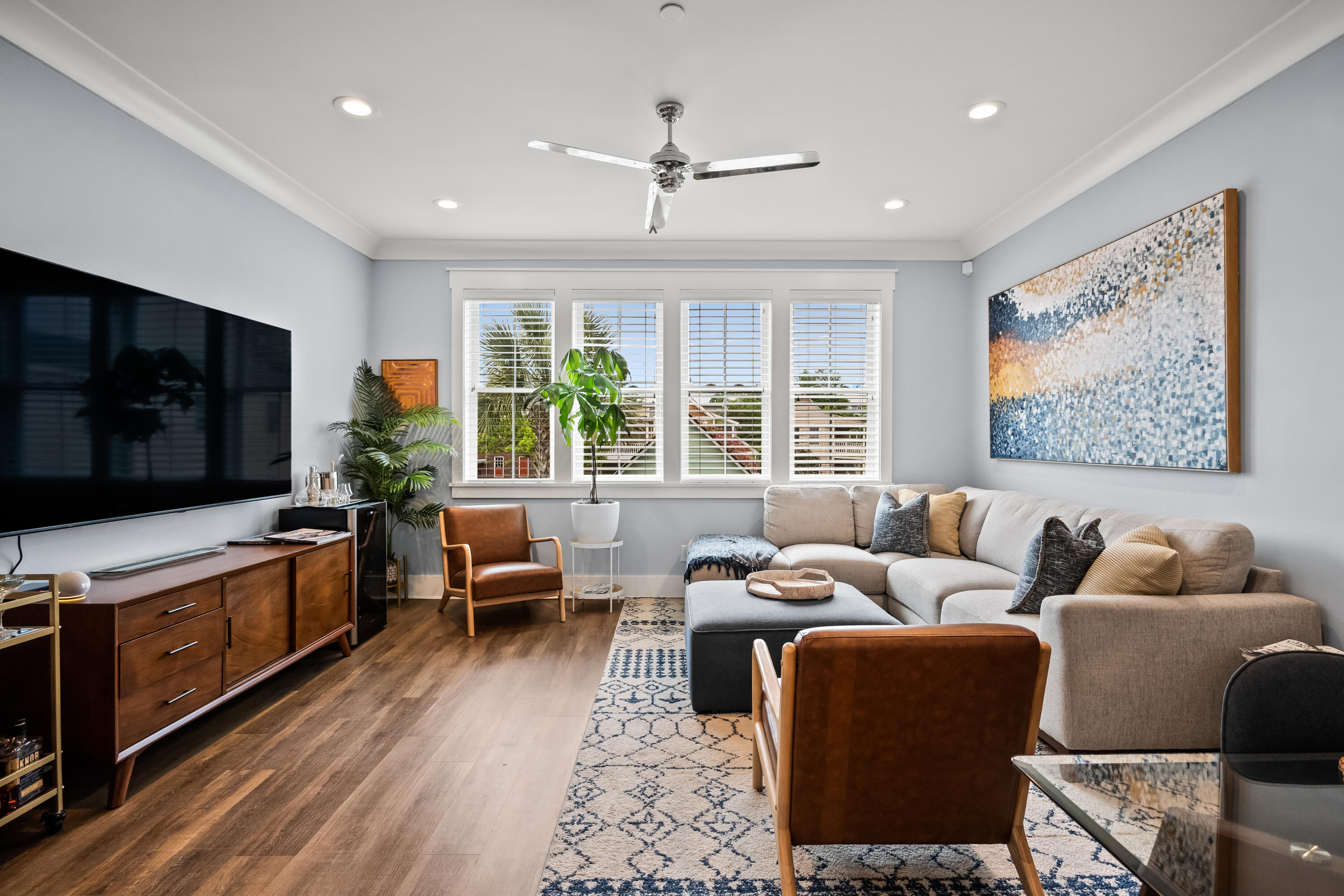 402 Sumter Apt C