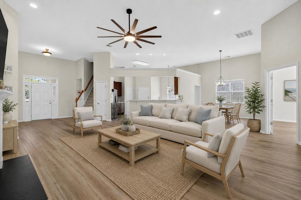 Photo of 822 Paran Oaks Drive, Charleston, SC 29414 (MLS # 26014443)