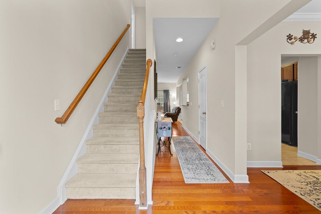 Photo of 318 Killarney Trail, Moncks Corner, SC 29461 (MLS # 25032992)