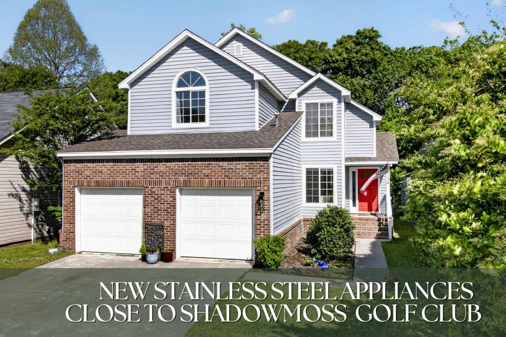 Photo of 10 Jerome Court, Charleston, SC 29414 (MLS # 26011343)