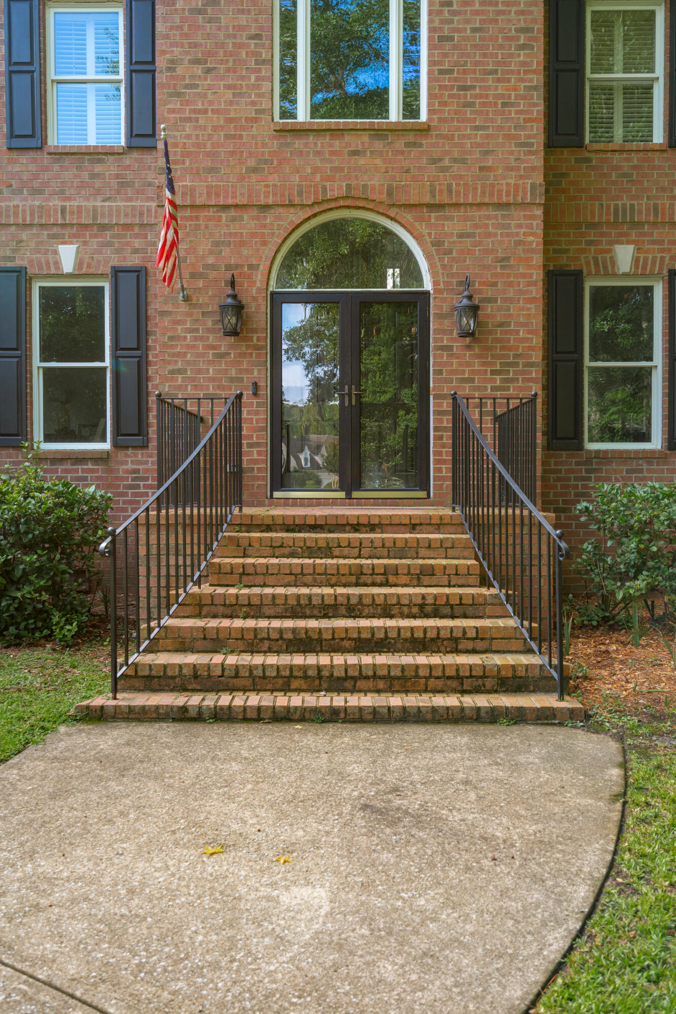 3919 Colonel Vanderhorst Circle