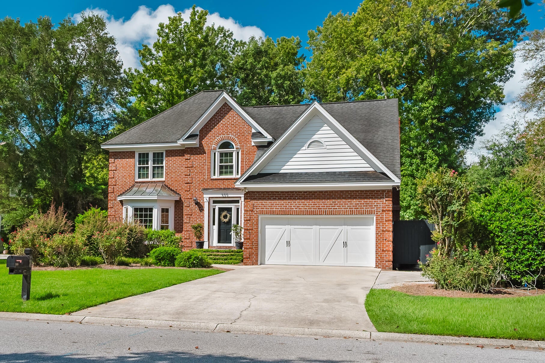 599 Palisades Drive