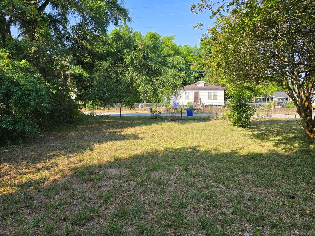 Photo of 1809 Grayson Street, North Charleston, SC 29405 (MLS # 26011181)