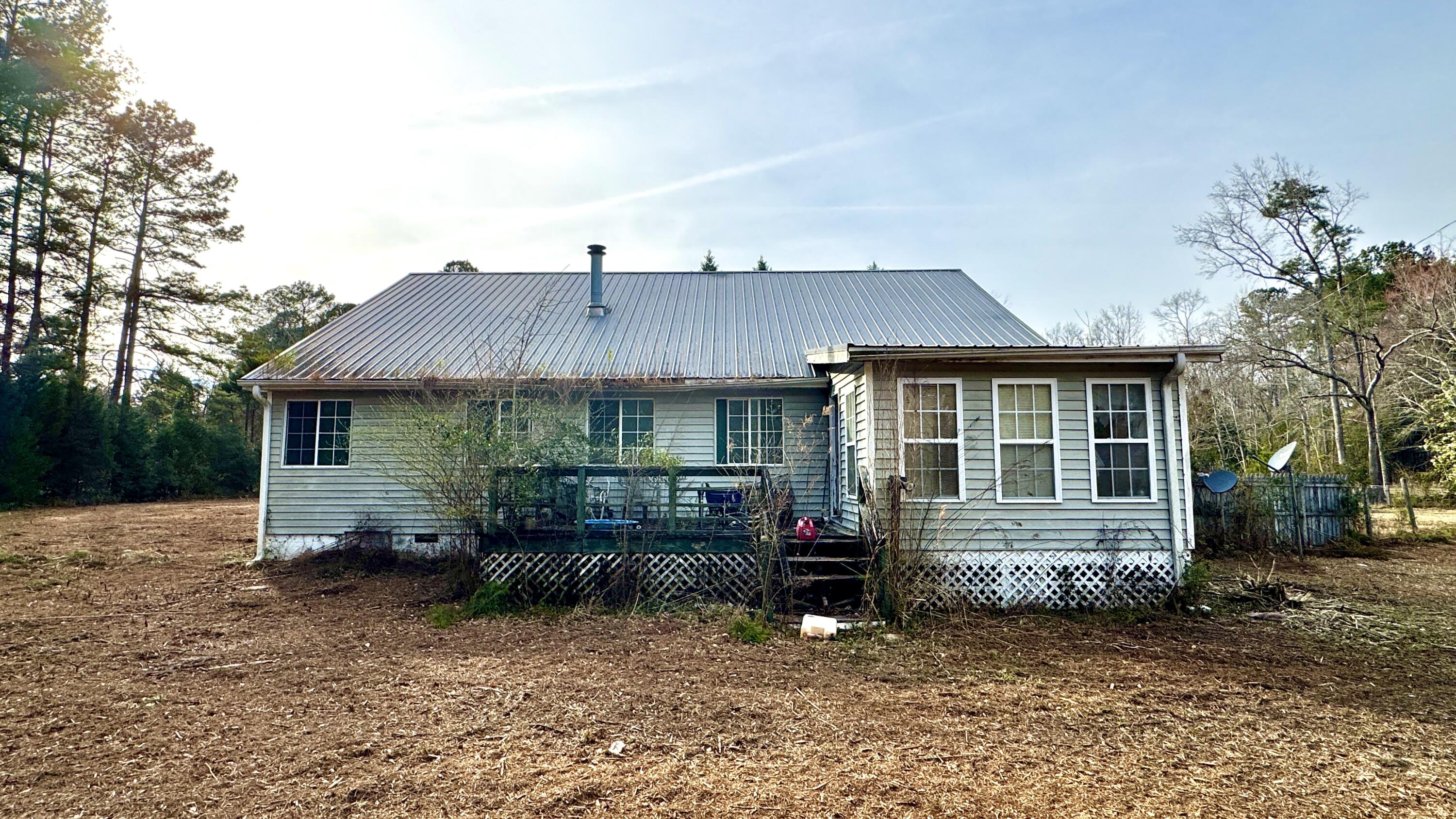 1735 Highway 15