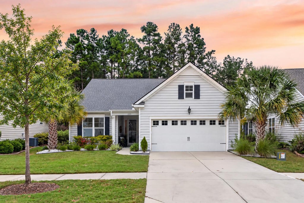 Photo of 235 Marina Shores Court, Summerville, SC 29486 (MLS # 26027905)