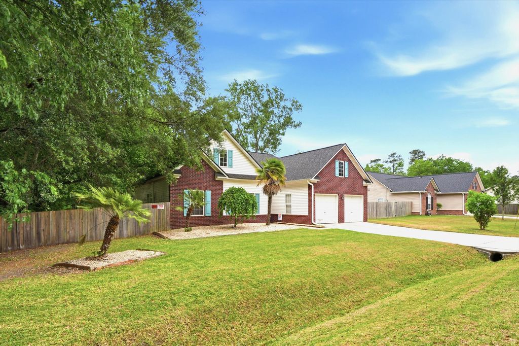 Photo of 110 Tranquil Lane, Ladson, SC 29456 (MLS # 26013018)