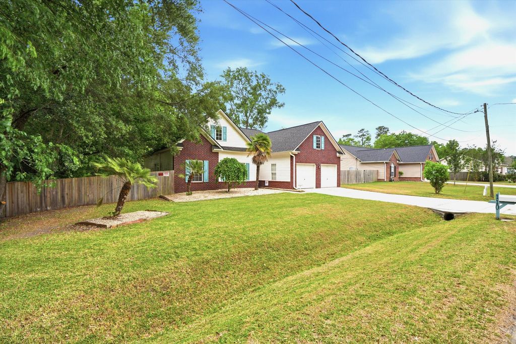 Photo of 110 Tranquil Lane, Ladson, SC 29456 (MLS # 26013018)