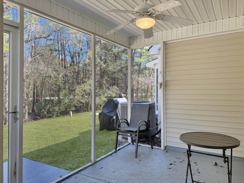 A home in North Charleston