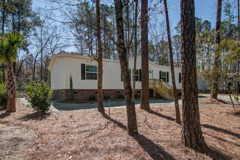 421 Peacock Lane Summerville SC 29486
