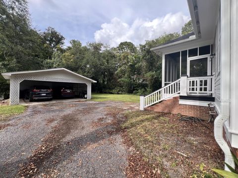 A home in Summerville