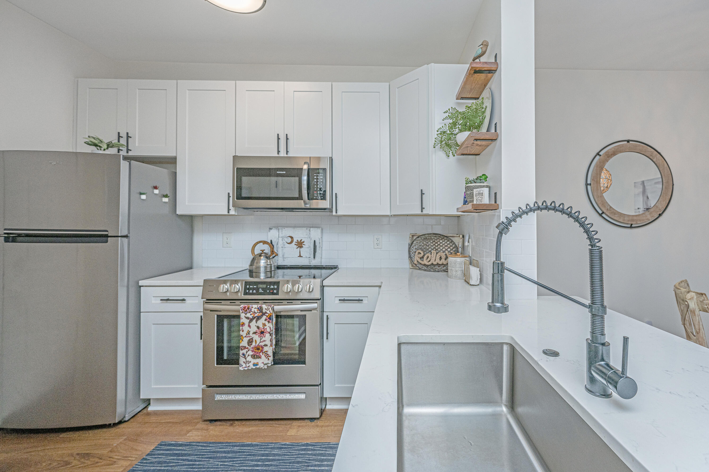 1600 Long Grove Drive 1323