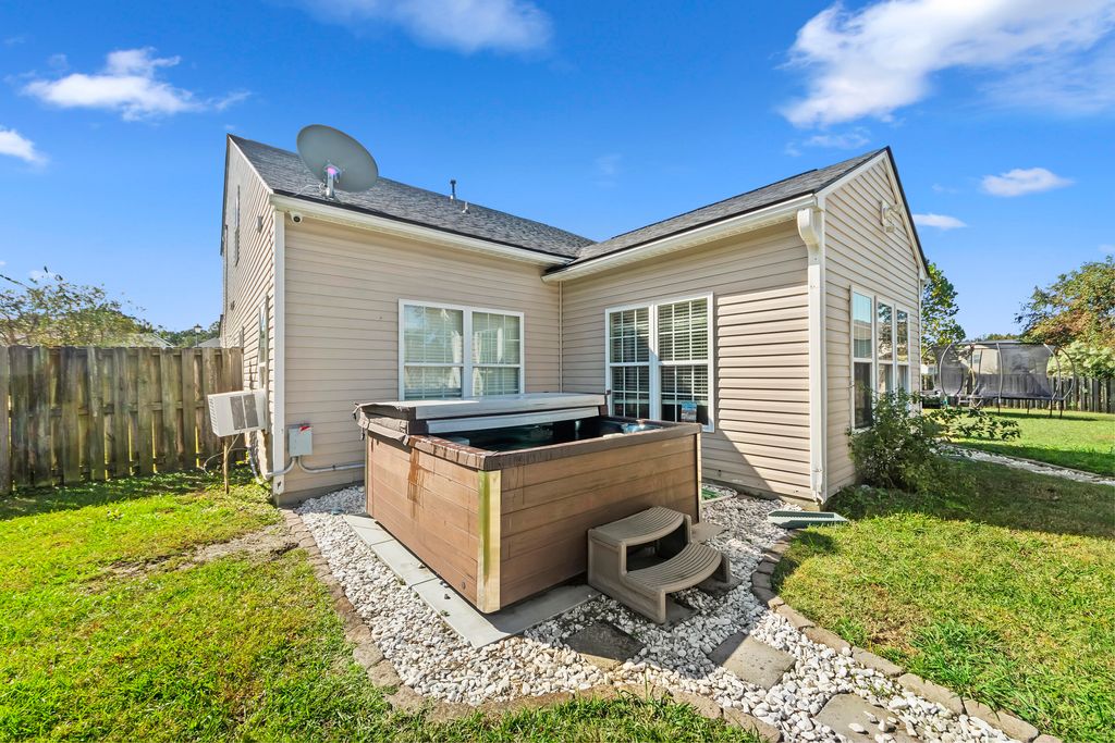 Photo of 1407 Red Knot Court, Hanahan, SC 29410 (MLS # 25029797)