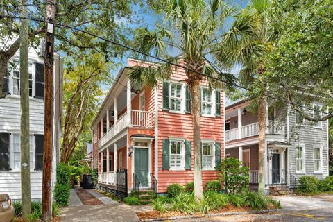 Photo of 40 Warren Street, Charleston, SC 29403 (MLS # 26001514)