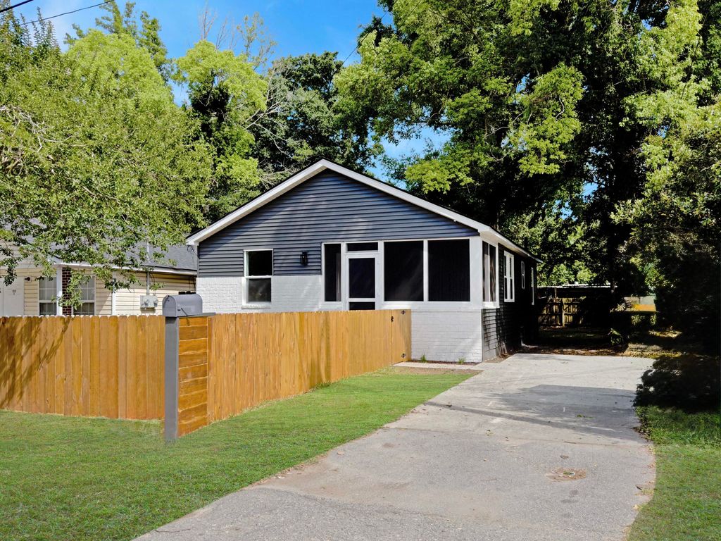 Photo of 1937 Baxter Street, North Charleston, SC 29405 (MLS # 26015806)