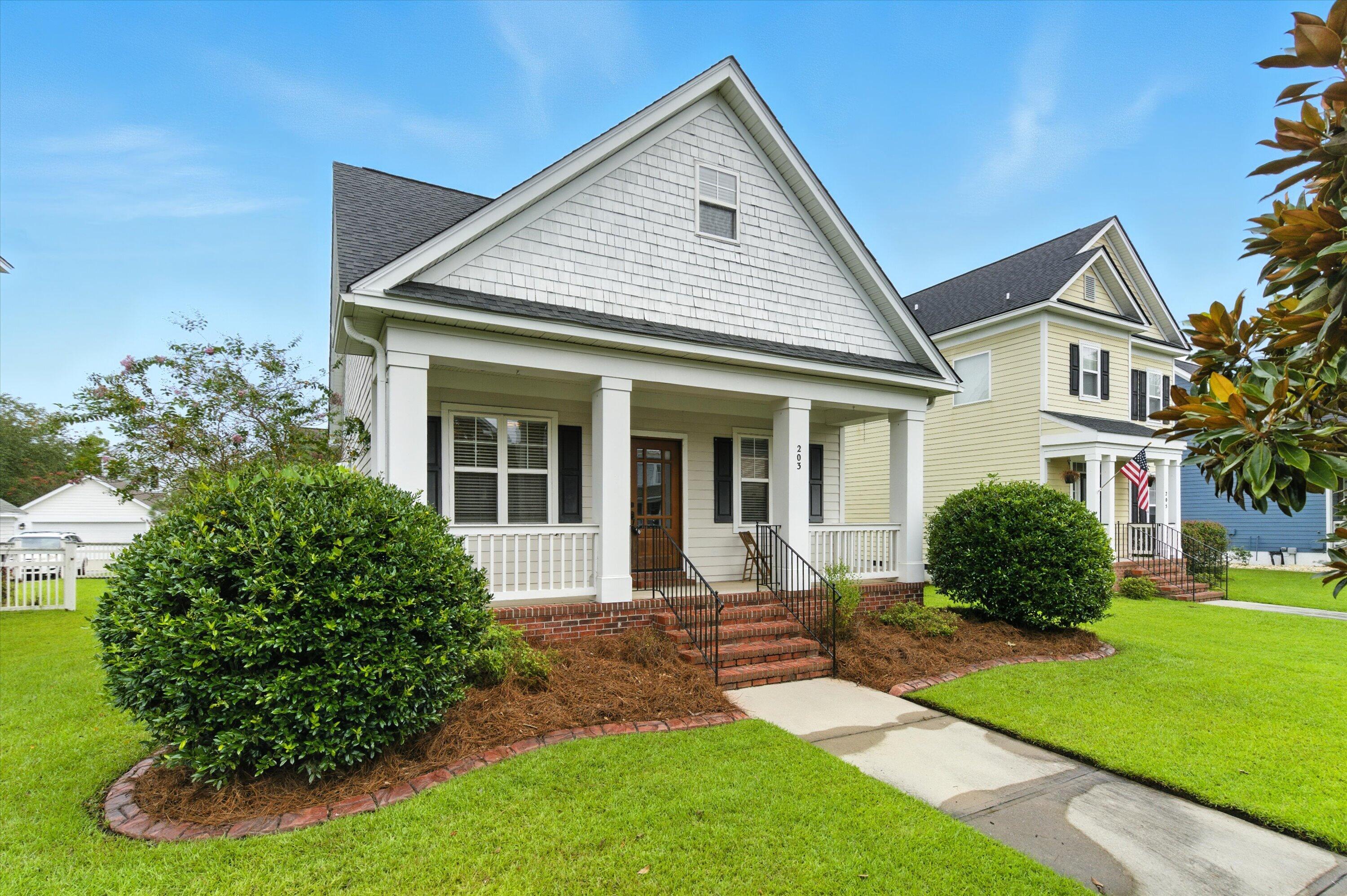 203 Hydrangea Street