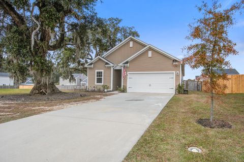 A home in Moncks Corner