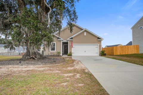 A home in Moncks Corner