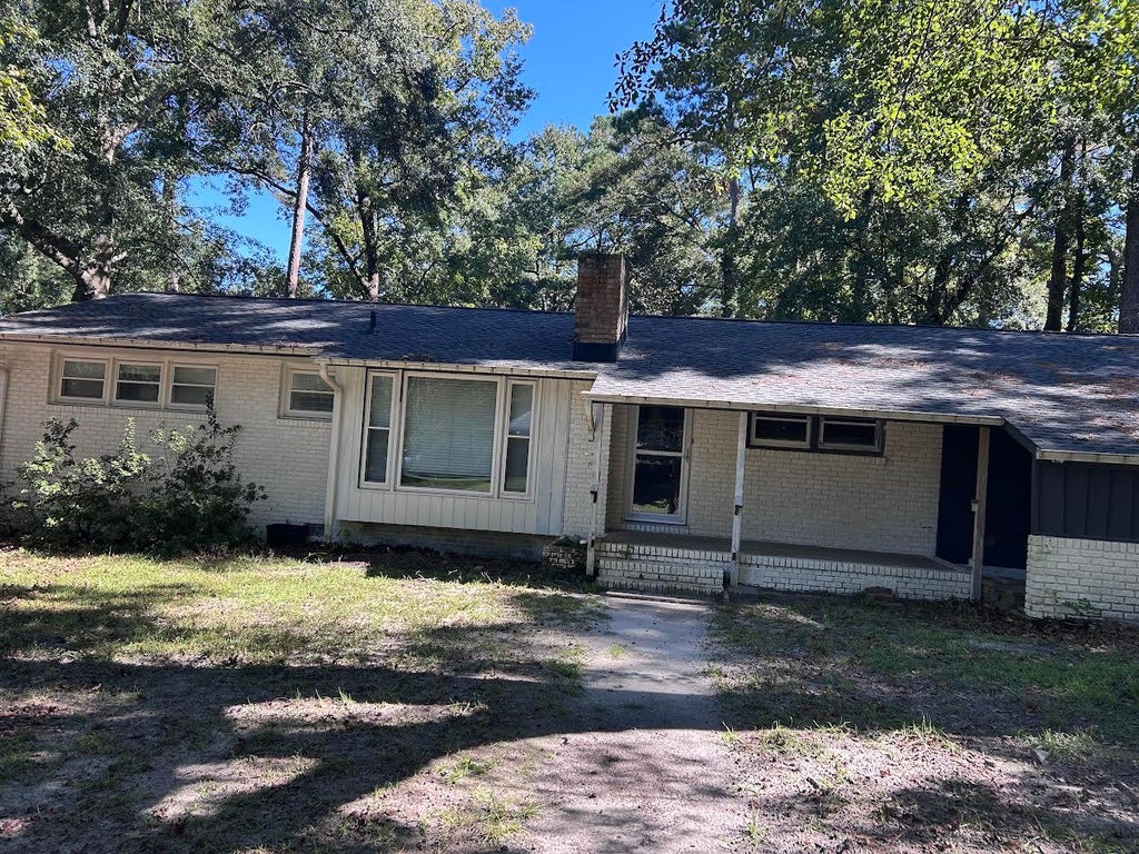 Photo of 317 Ashley Drive, Summerville, SC 29485 (MLS # 26028276)