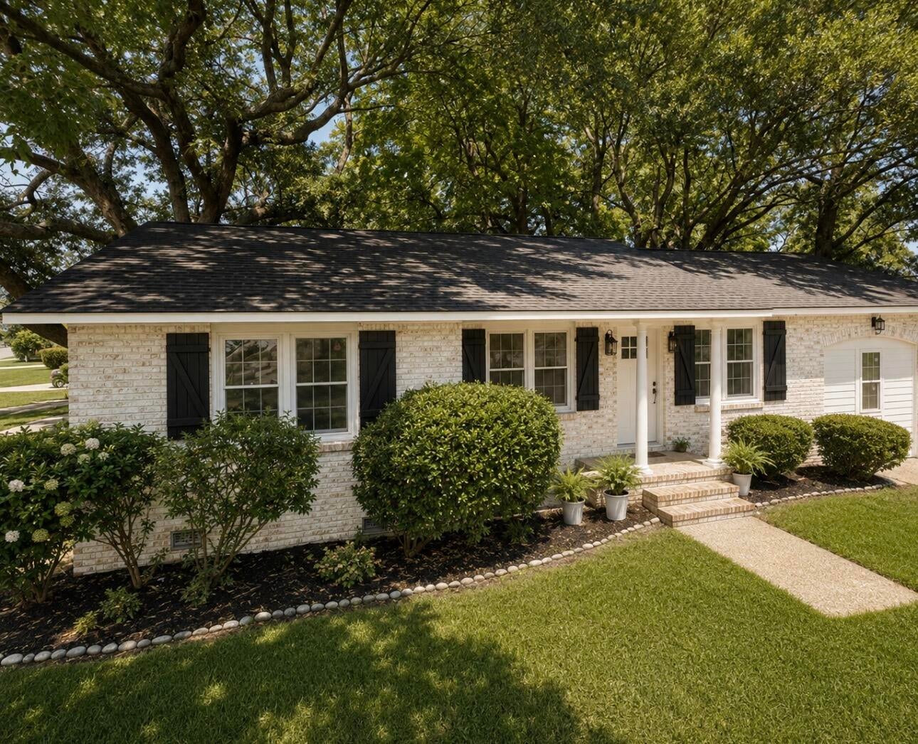 4228 Oakridge Drive