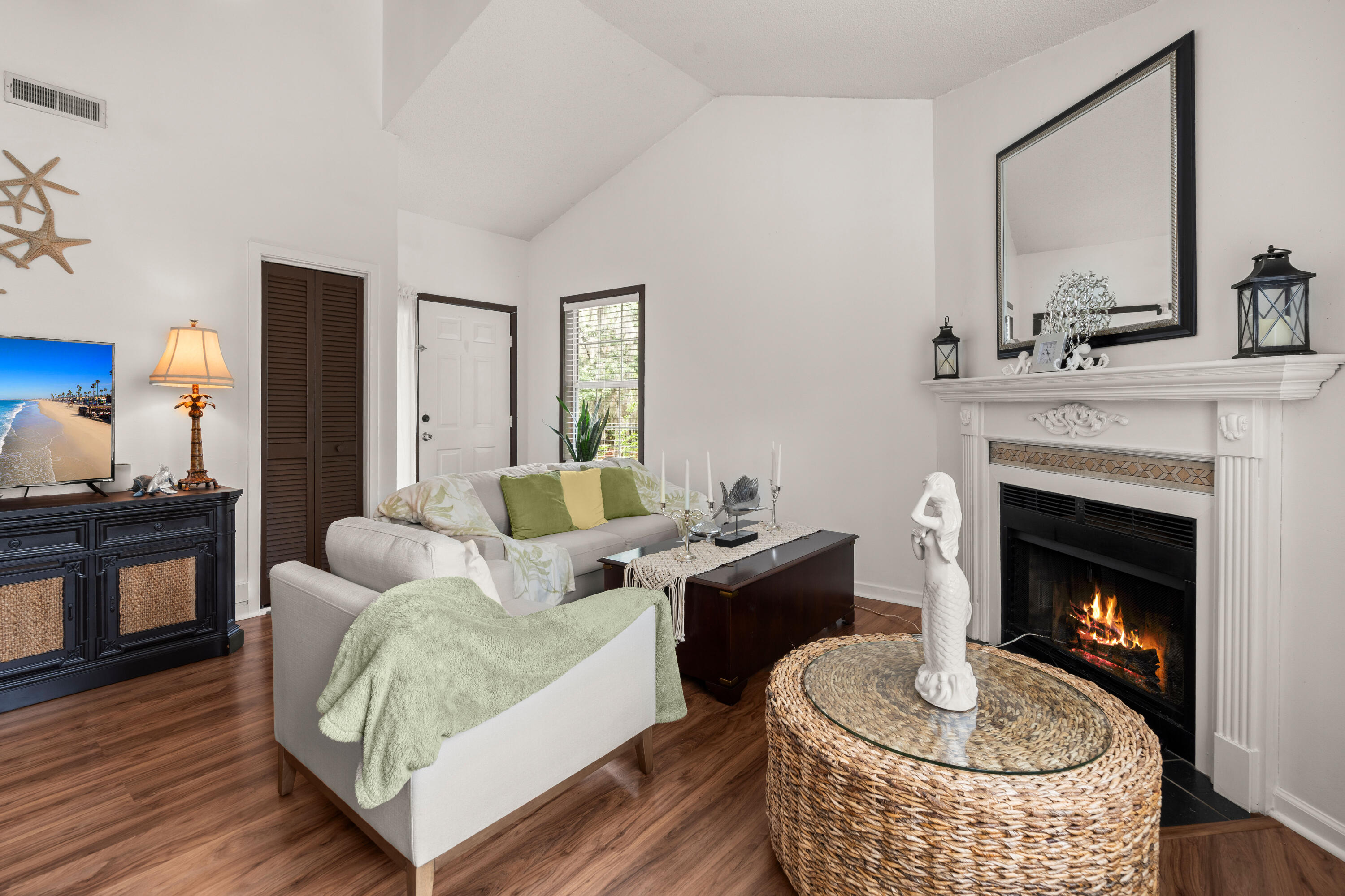 7921 Cricket Court 305 E