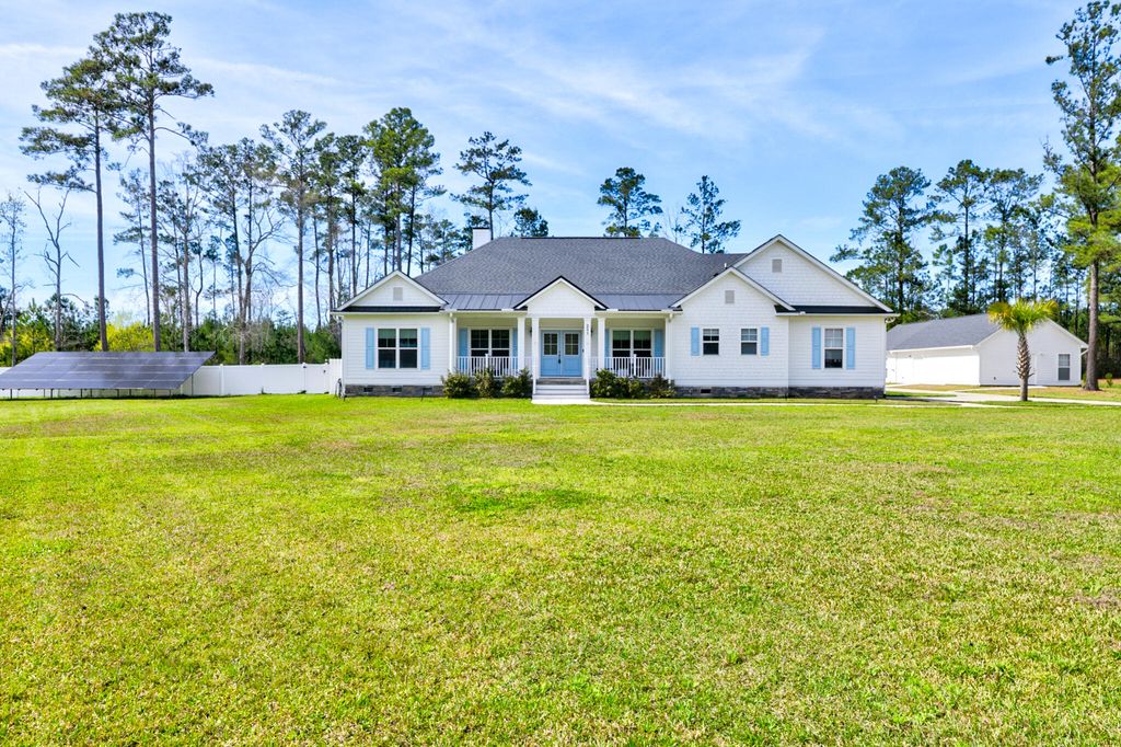 Photo of 251 Stone Gate Lane, Summerville, SC 29486 (MLS # 26007284)