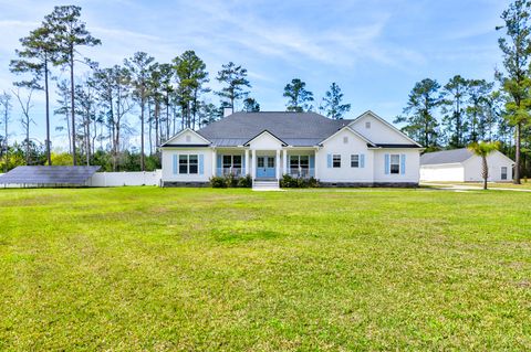 Photo of 251 Stone Gate Lane, Summerville, SC 29486 (MLS # 26007284)