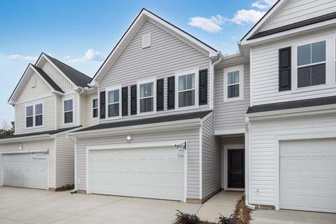 Photo of 133 Fern Bridge Drive, Summerville, SC 29483 (MLS # 26012028)
