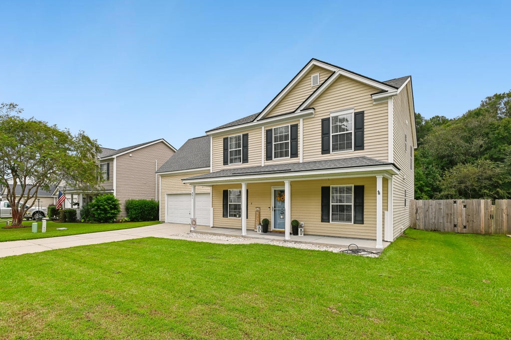 Photo of 321 Eagle Ridge Road, Summerville, SC 29485 (MLS # 26026709)