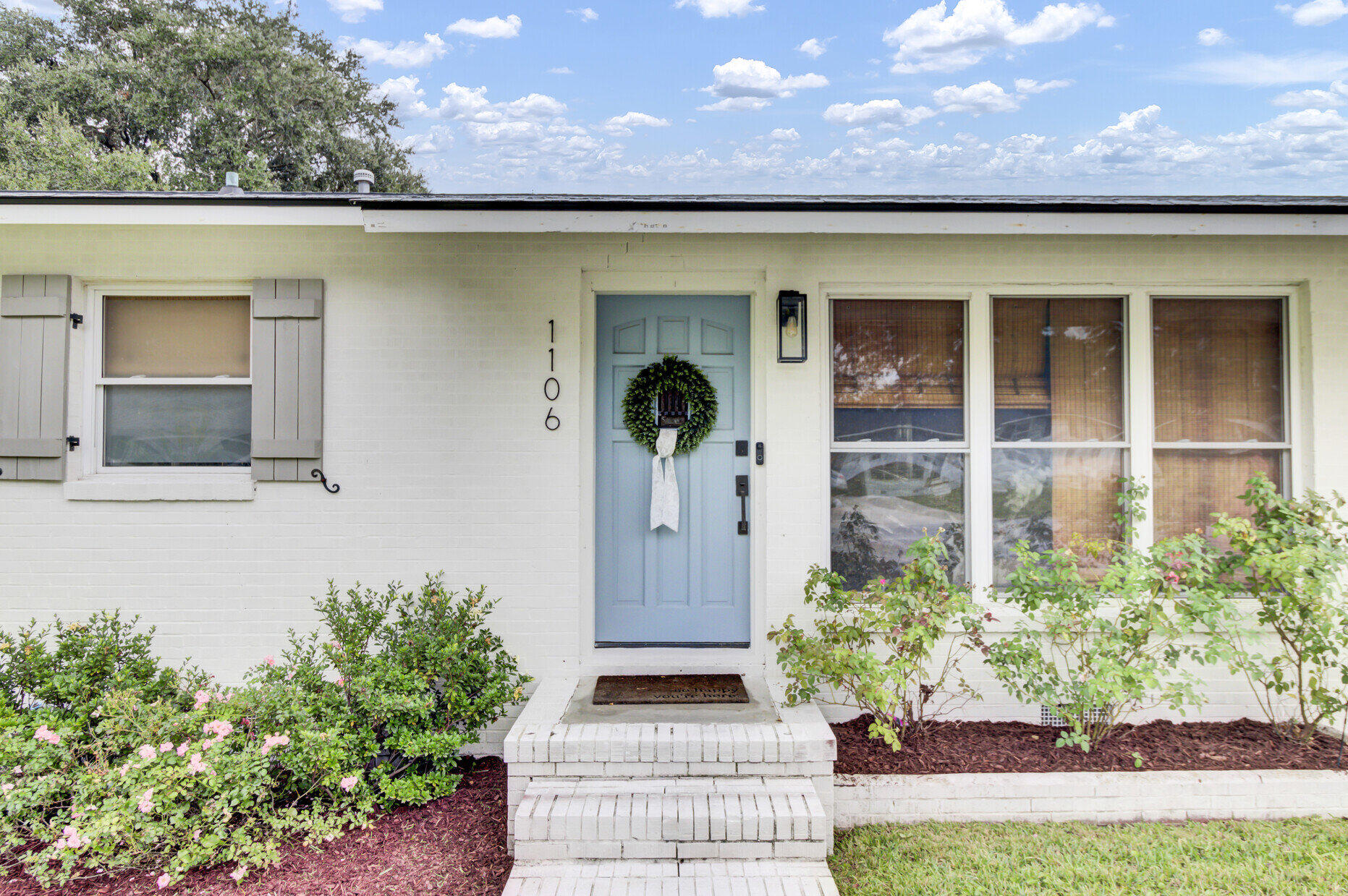 1106 San Juan Avenue