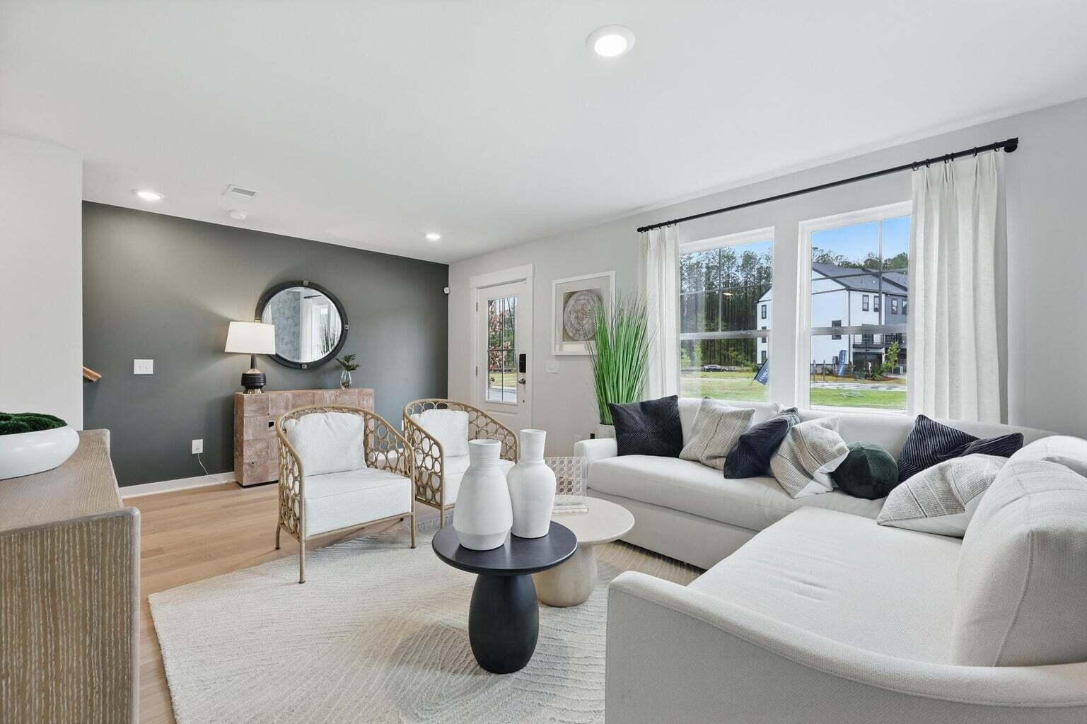 206 Laurelhurst Lane