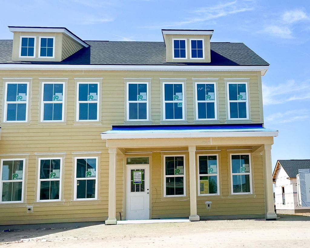 Photo of 424 Swaying Pine Lane, Summerville, SC 29486 (MLS # 26012873)